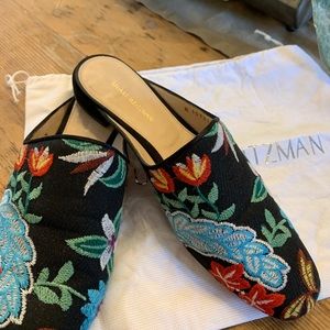 Stuart Weizmann embroidered loafers